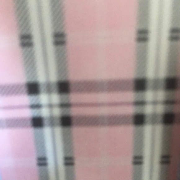 Meet your Posher, Anisa - Picture 1 of 1